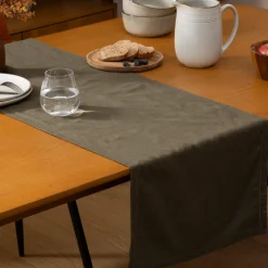 Chemin de table "Elina"