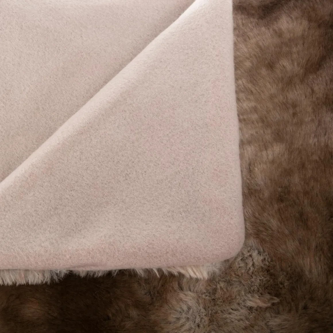 Plaid "Grizzli" fausse fourrure