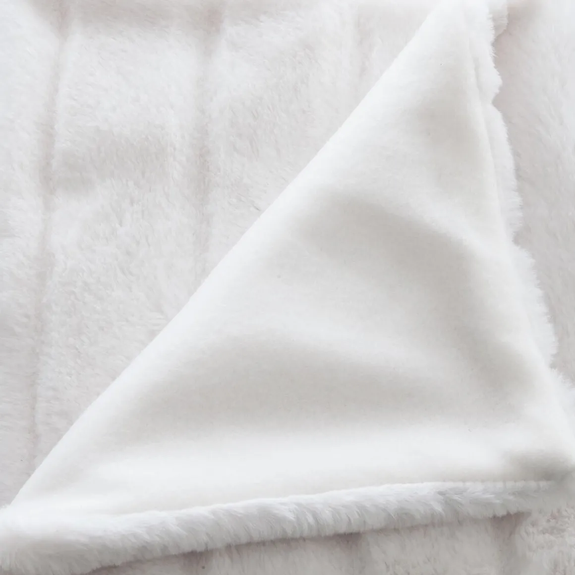 Plaid "Manoir" fausse fourrure