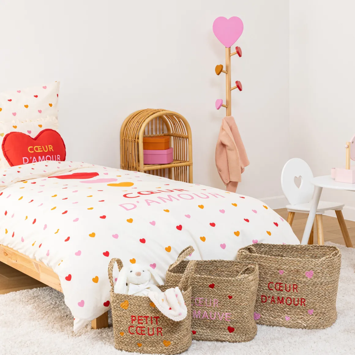 Porte-manteau enfant cœur "Solea"