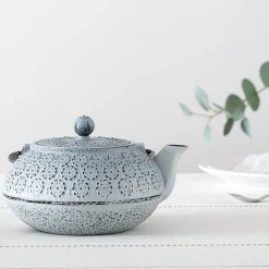 Théière en fonte "Folk"